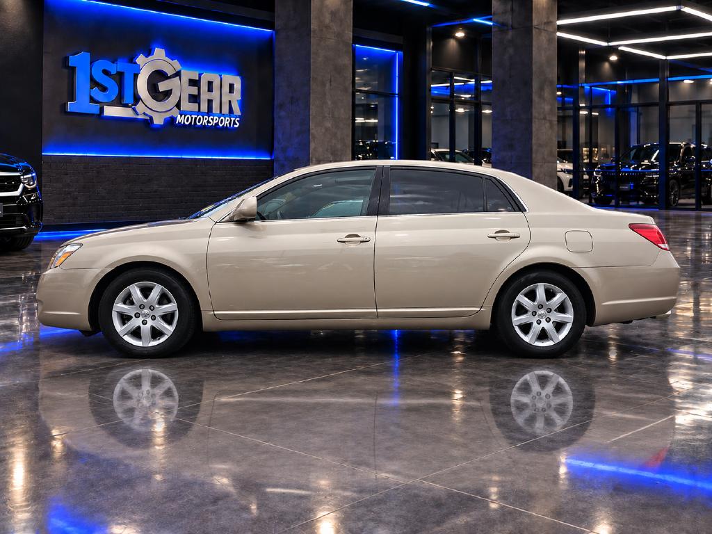 Toyota Avalon photo 9