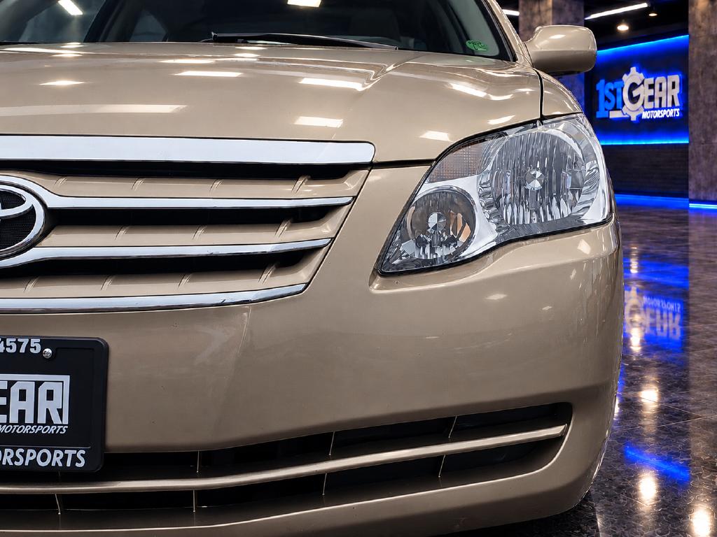 Toyota Avalon photo 12