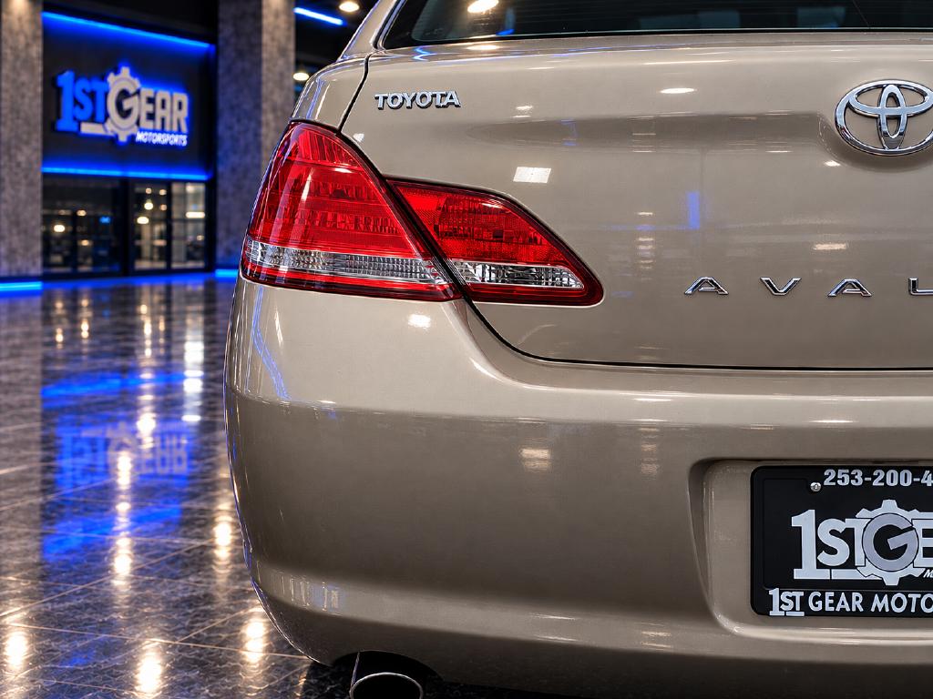 Toyota Avalon photo 13