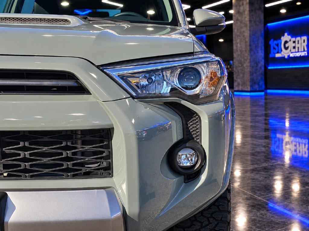 Toyota 4Runner photo 12