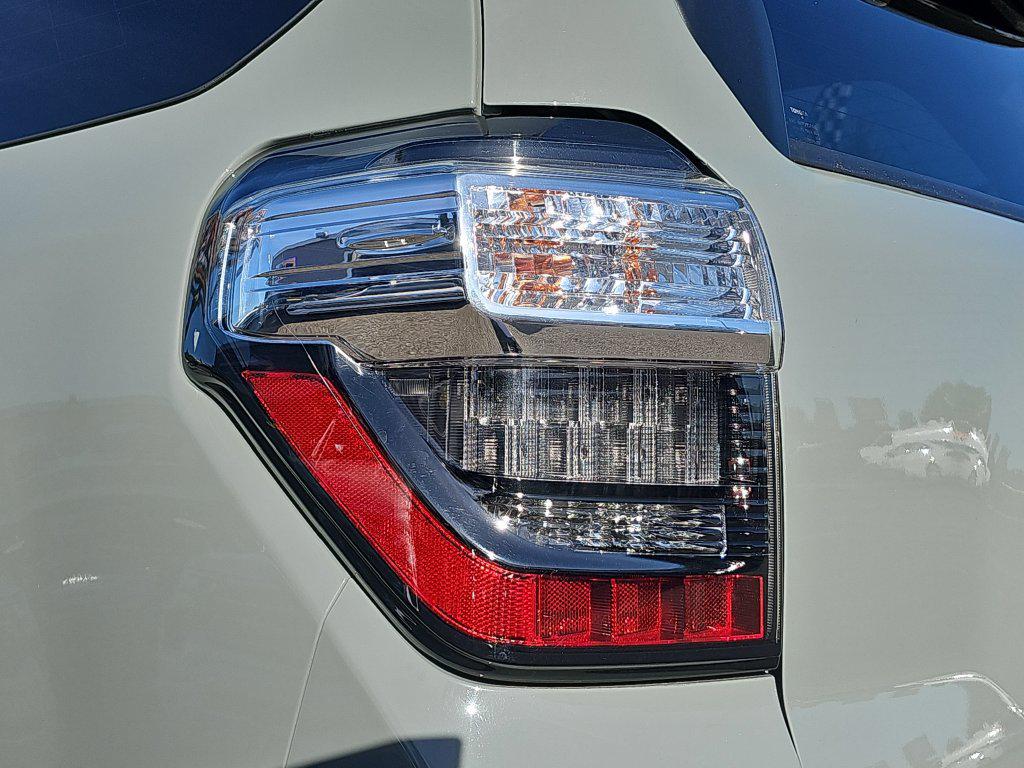 Toyota 4Runner photo 17