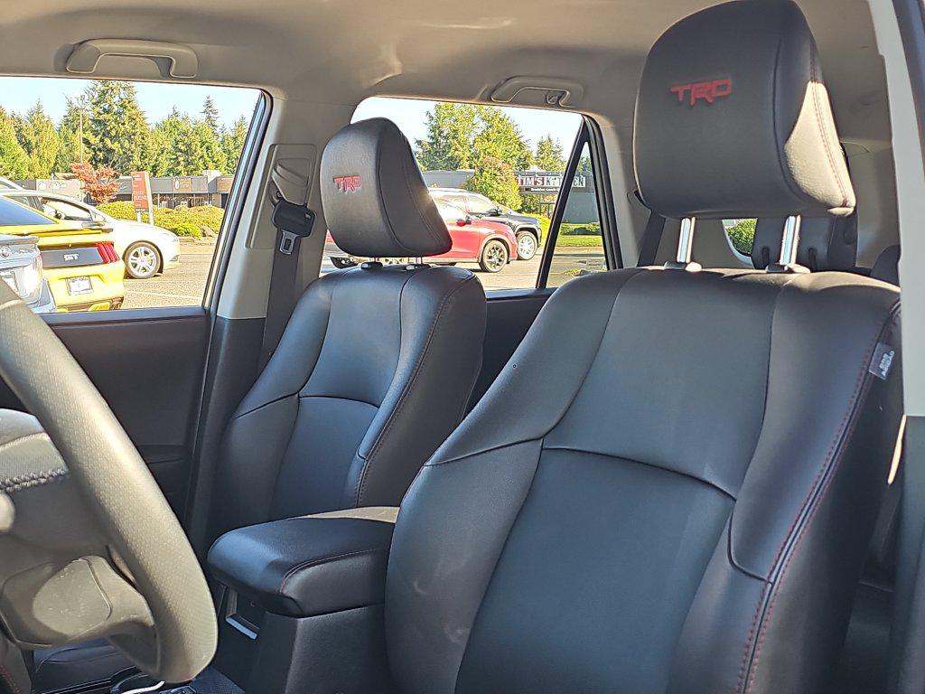 Toyota 4Runner photo 23