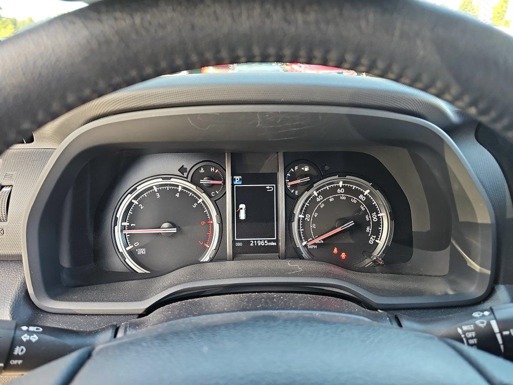 Toyota 4Runner photo 25
