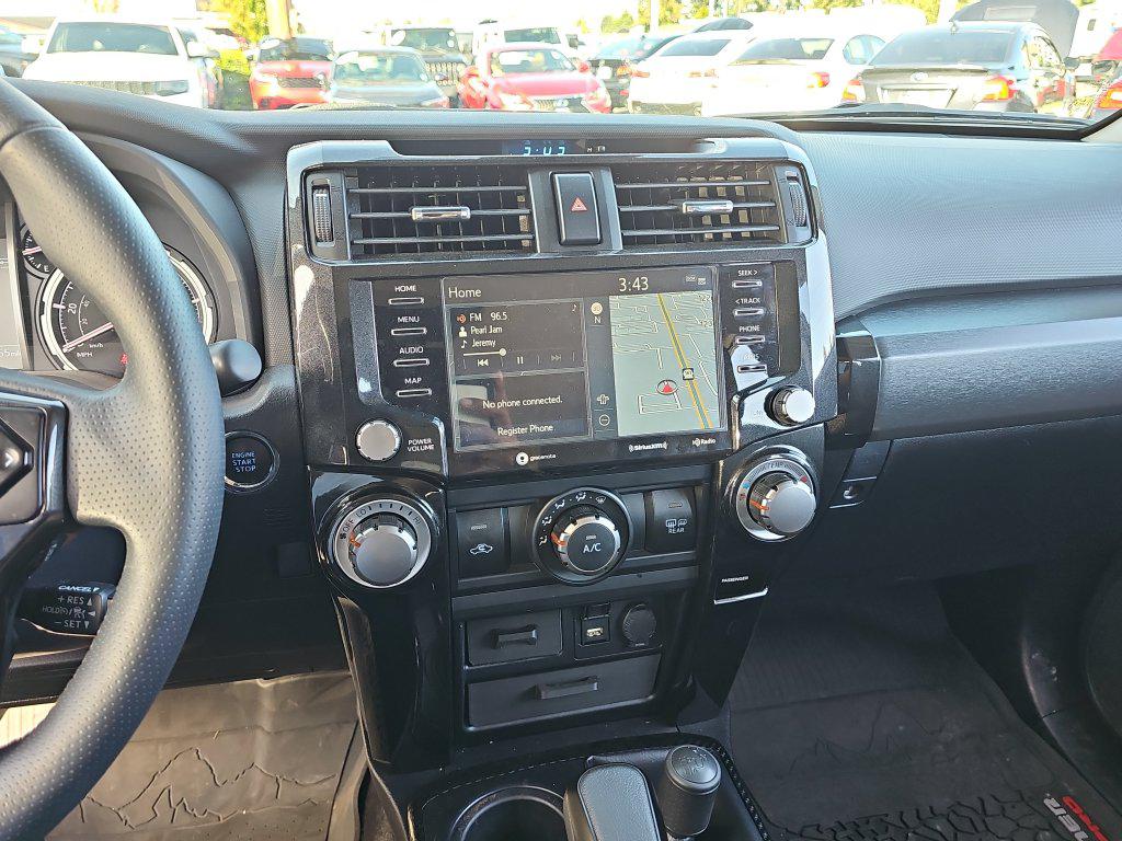 Toyota 4Runner photo 28