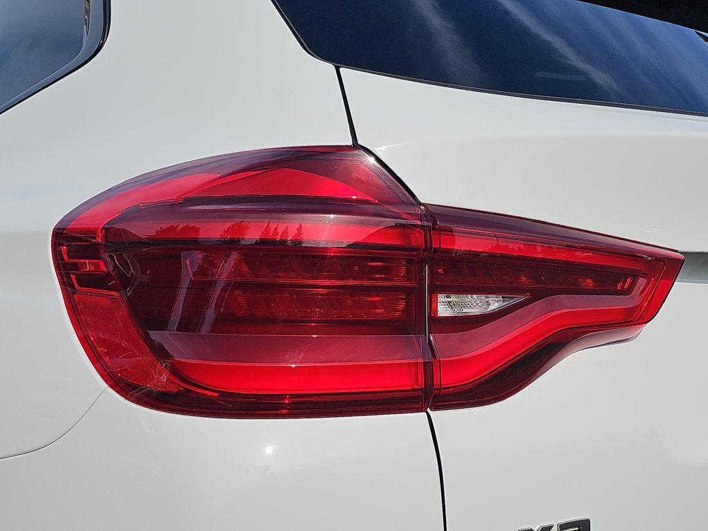 BMW X3 photo 17