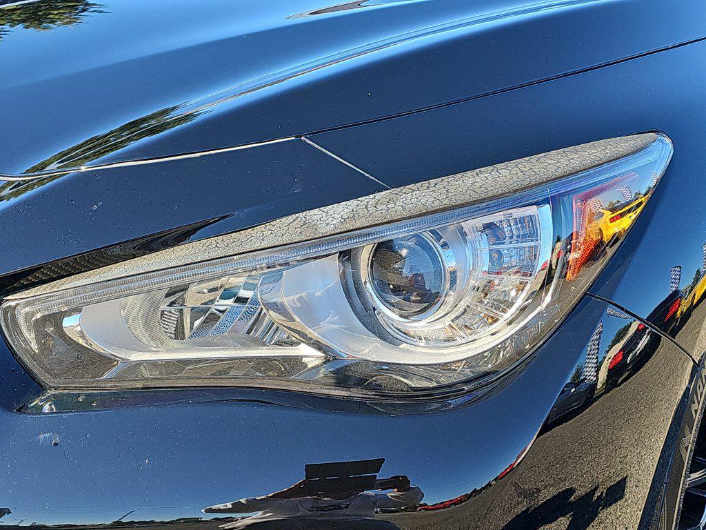 Photo 16 of this INFINITI Q50