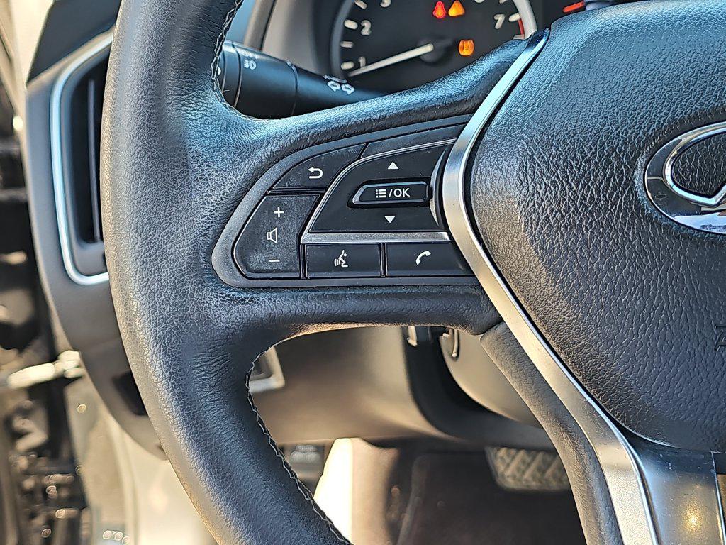 Photo 25 of this INFINITI Q50
