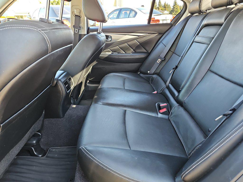 Photo 33 of this INFINITI Q50