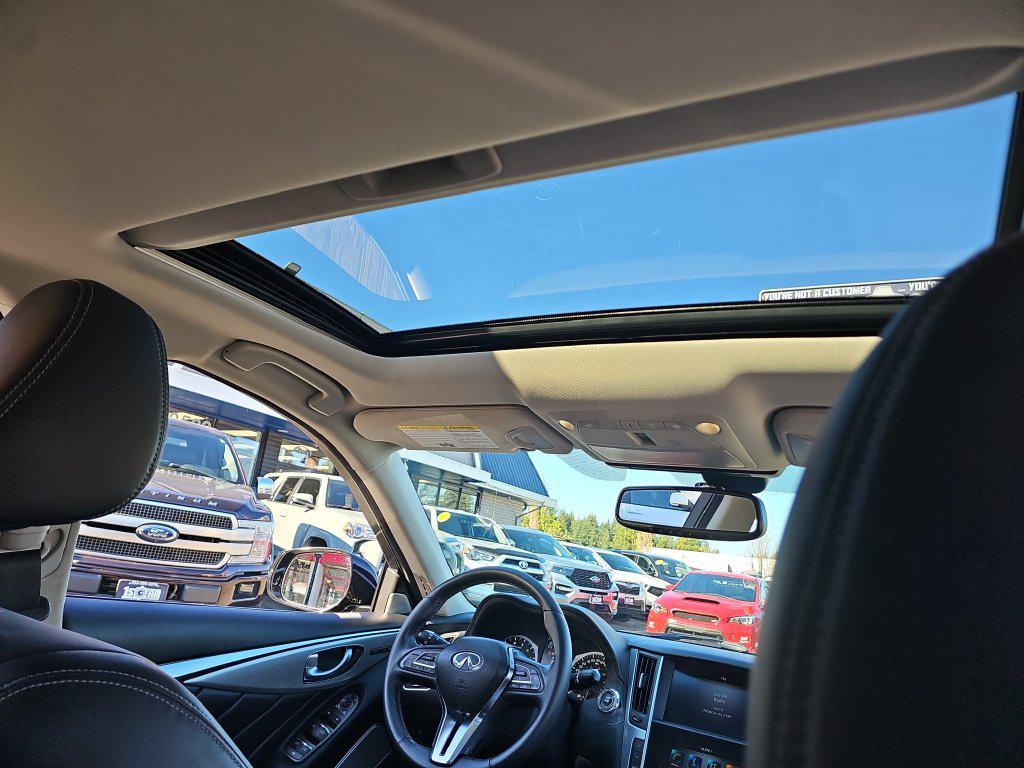 Photo 38 of this INFINITI Q50