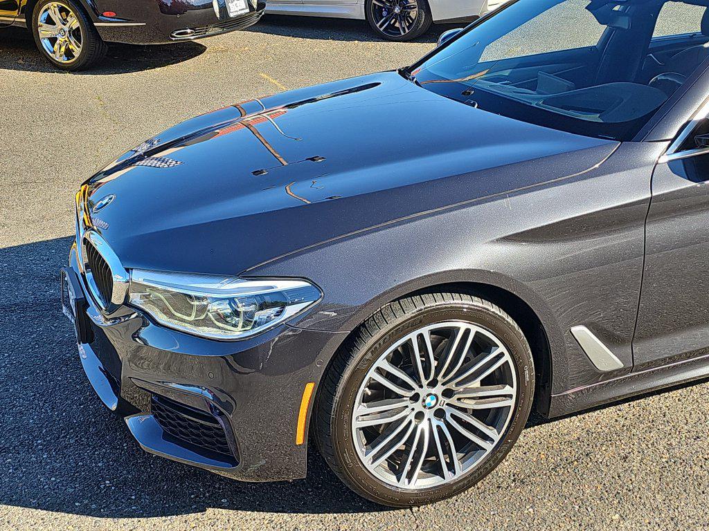 Photo 20 of this BMW 5 Series