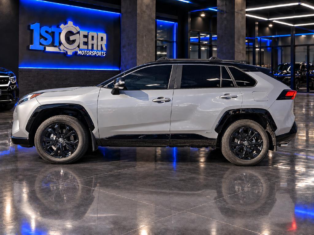 Photo 9 of this Toyota RAV4