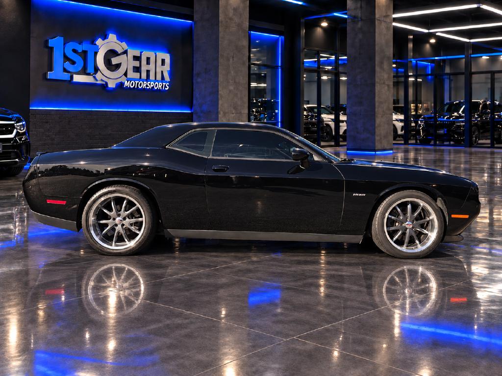 Photo 9 of this Dodge Challenger