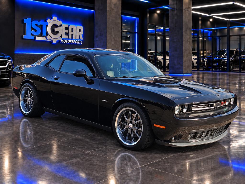 Photo 4 of this Dodge Challenger