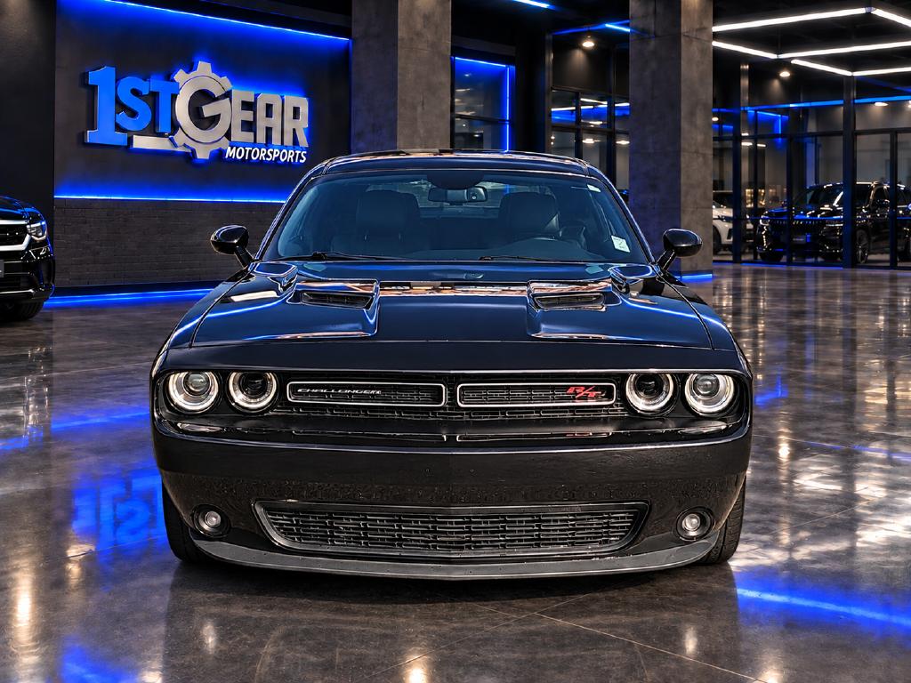 Photo 3 of this Dodge Challenger