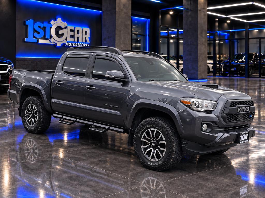 Photo 4 of this Toyota Tacoma 4WD