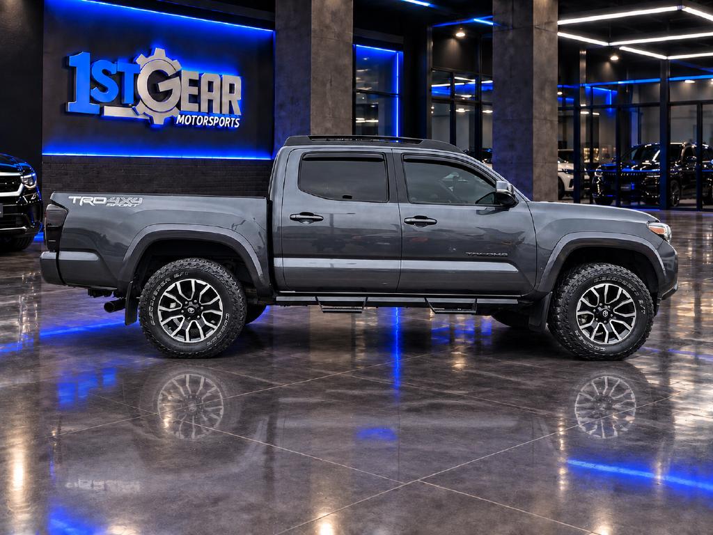 Photo 5 of this Toyota Tacoma 4WD
