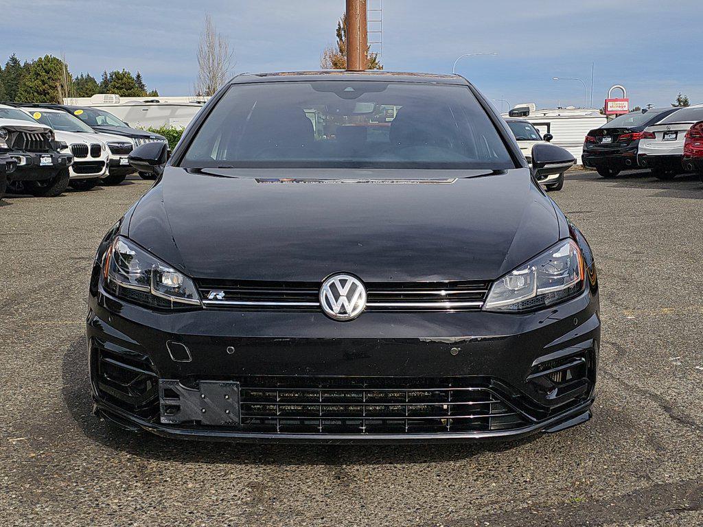 Photo 3 of this Volkswagen Golf R