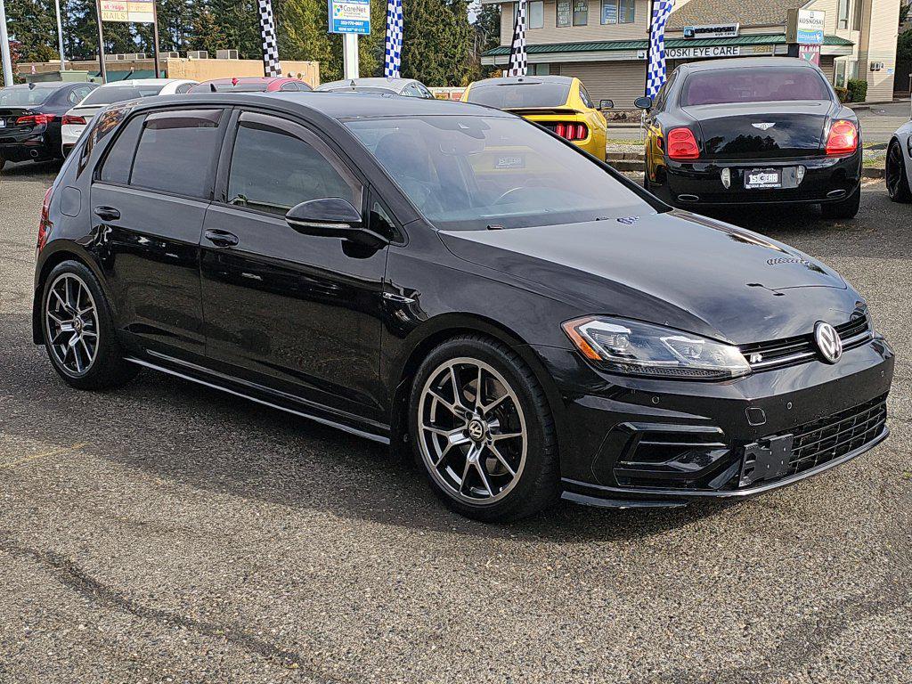 Photo 4 of this Volkswagen Golf R