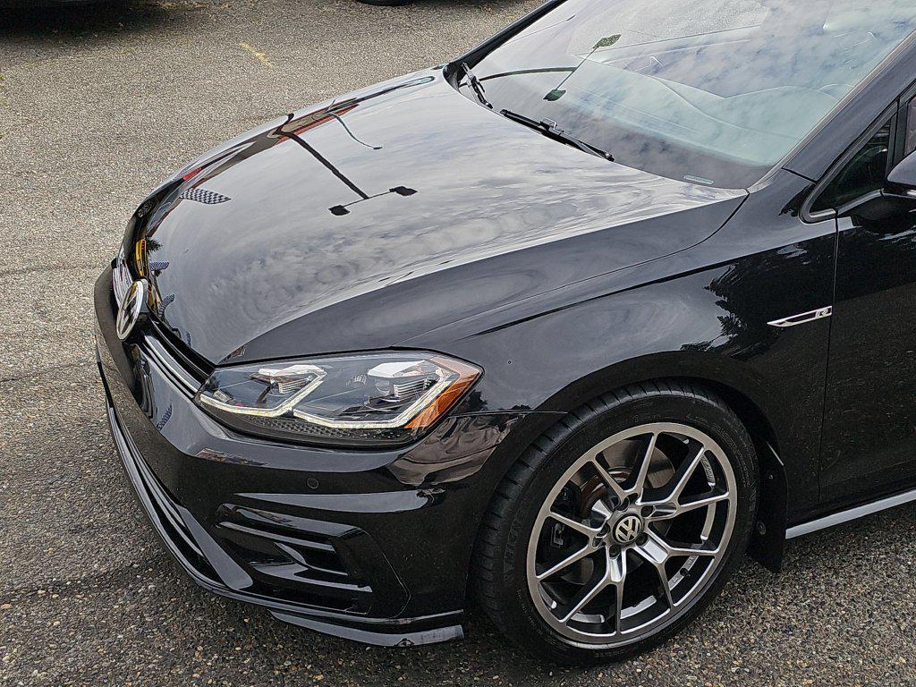 Photo 20 of this Volkswagen Golf R
