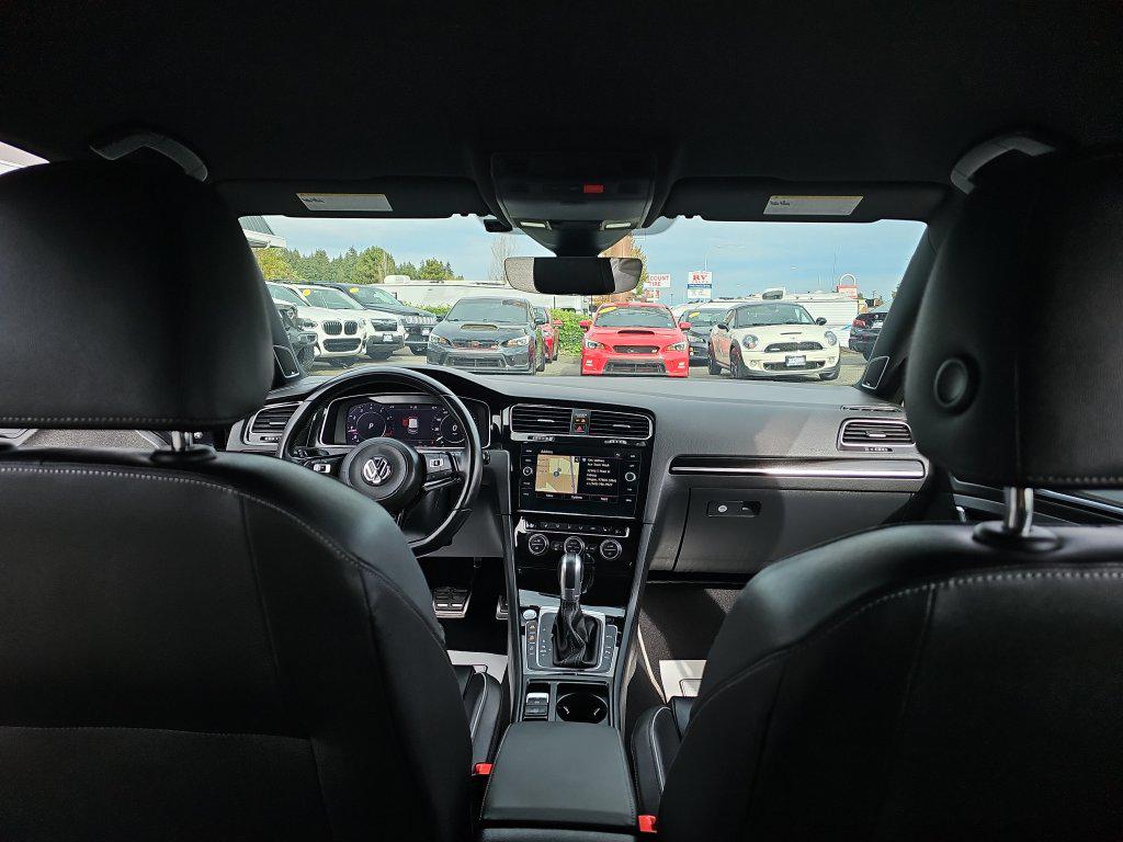 Photo 36 of this Volkswagen Golf R