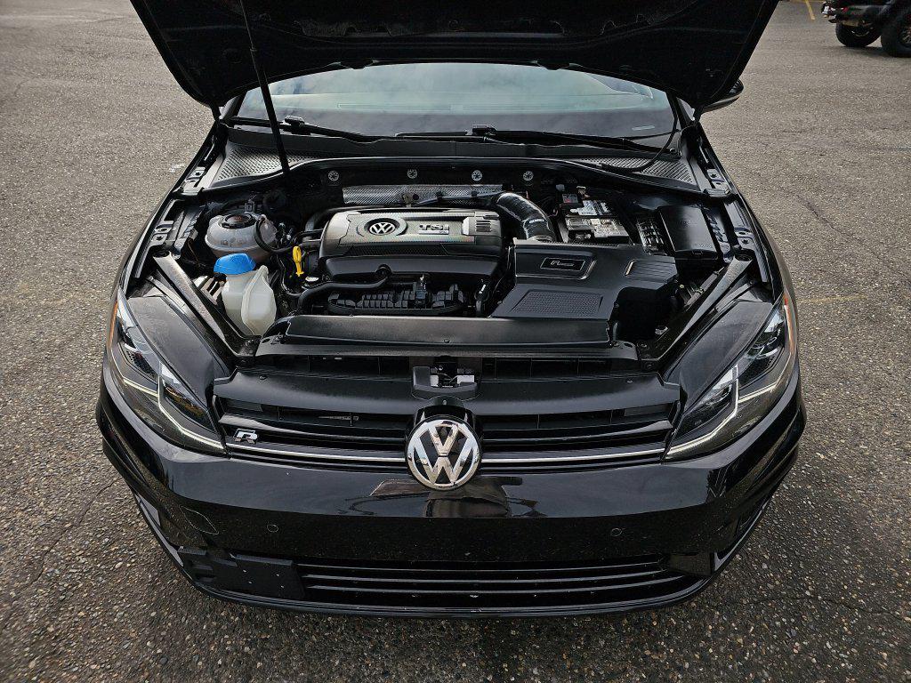 Photo 42 of this Volkswagen Golf R