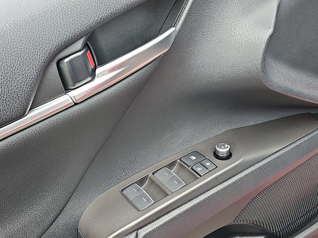 Photo 20 of this Toyota Camry