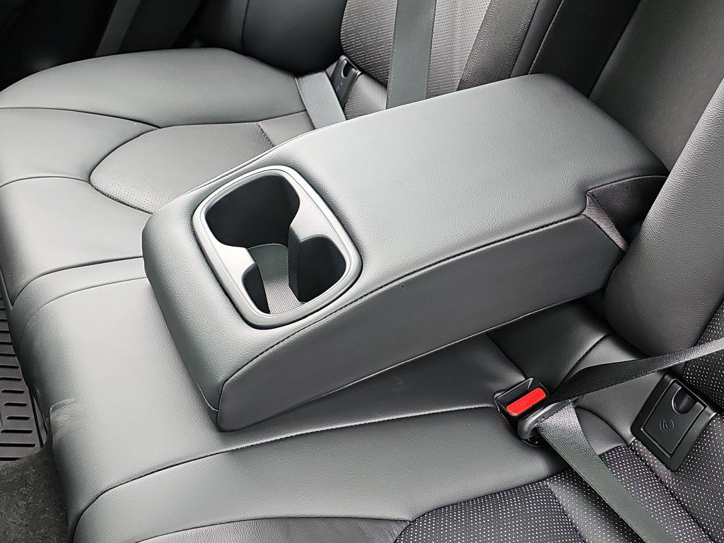 Photo 34 of this Toyota Camry