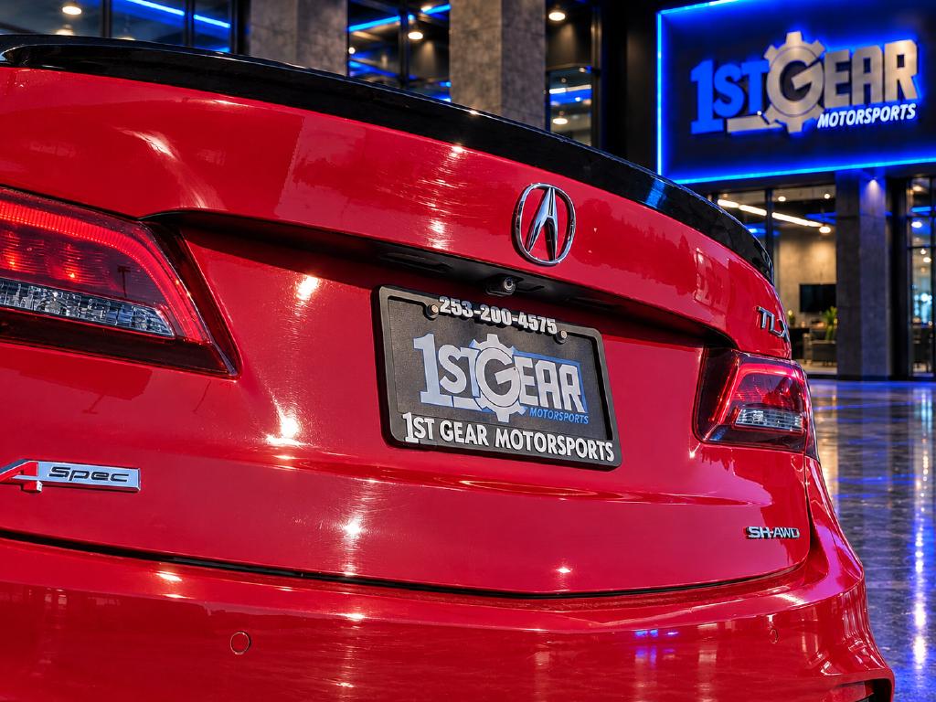 Photo 15 of this Acura TLX