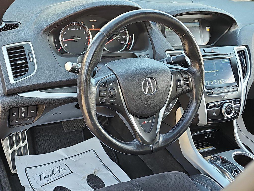 Photo 24 of this Acura TLX