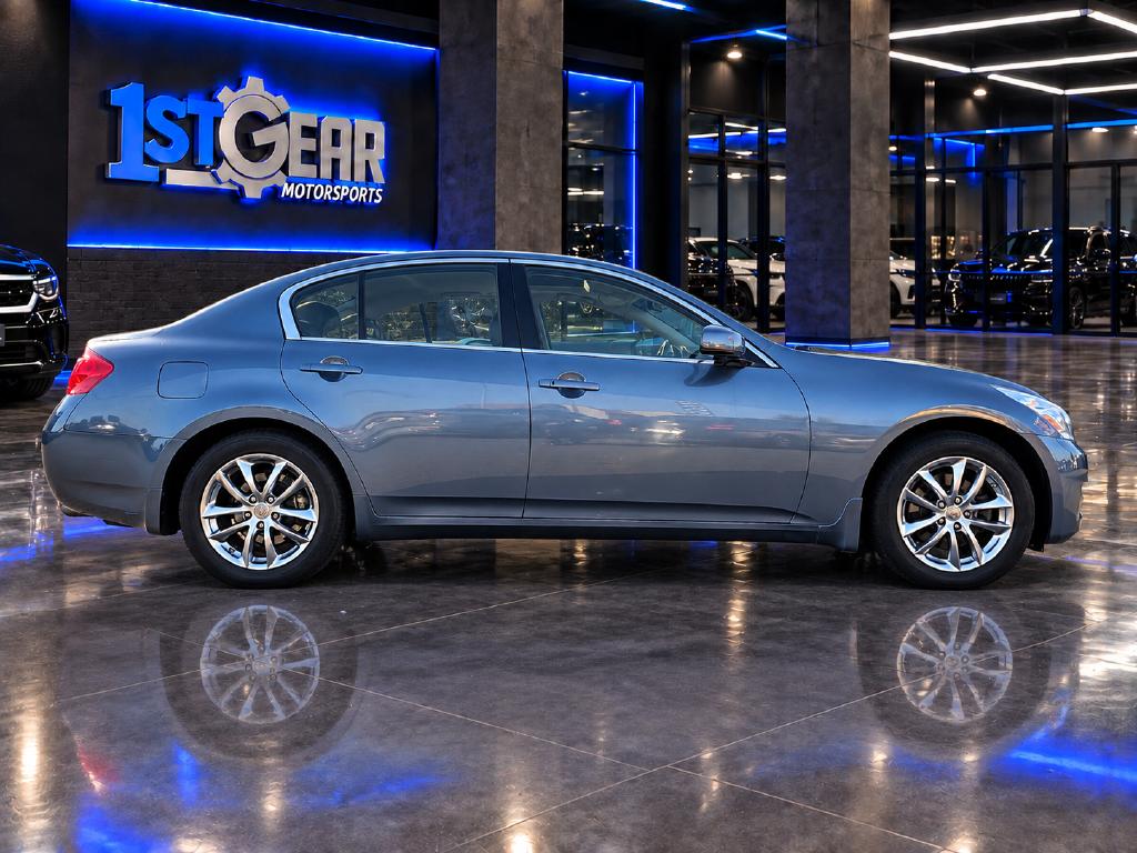 Photo 5 of this INFINITI G35 Sedan