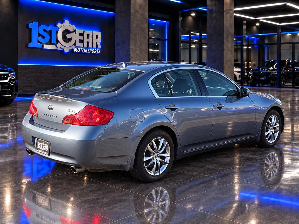Photo 6 of this INFINITI G35 Sedan