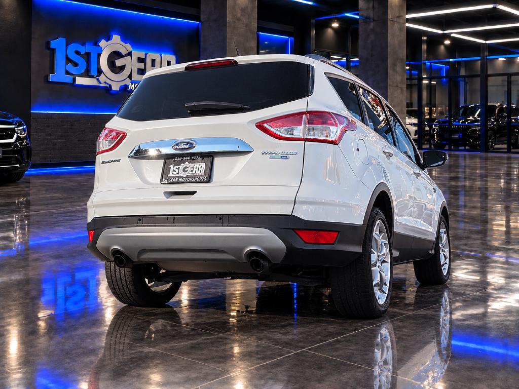 Photo 11 of this Ford Escape