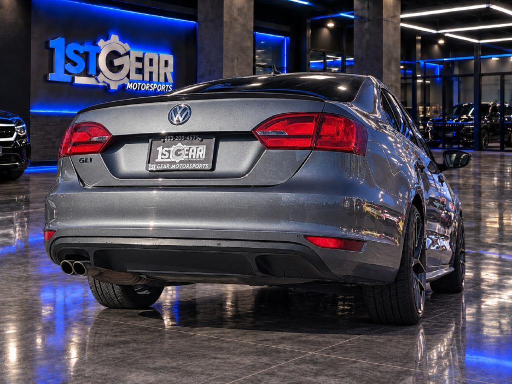 Photo 11 of this Volkswagen GLI