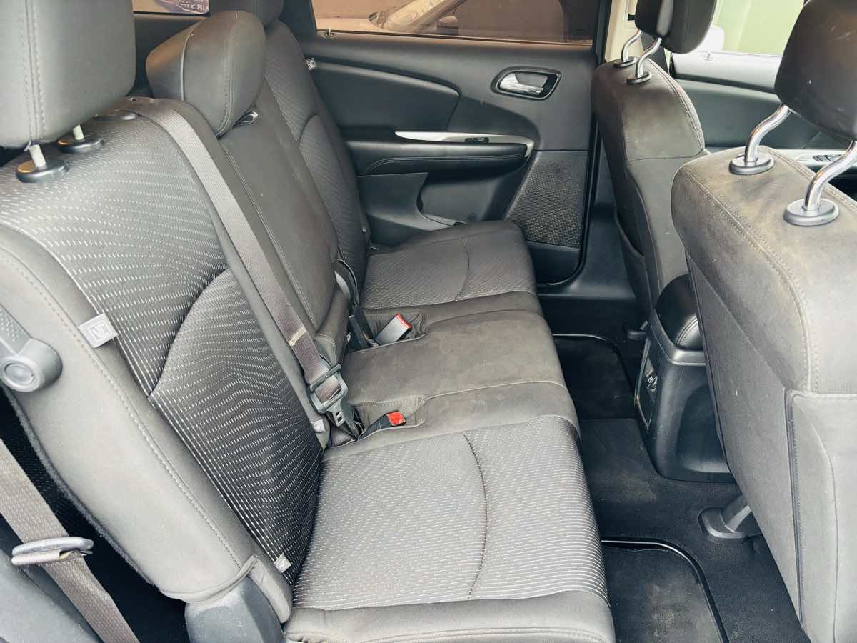 2016 Dodge Journey SE - Photo 15