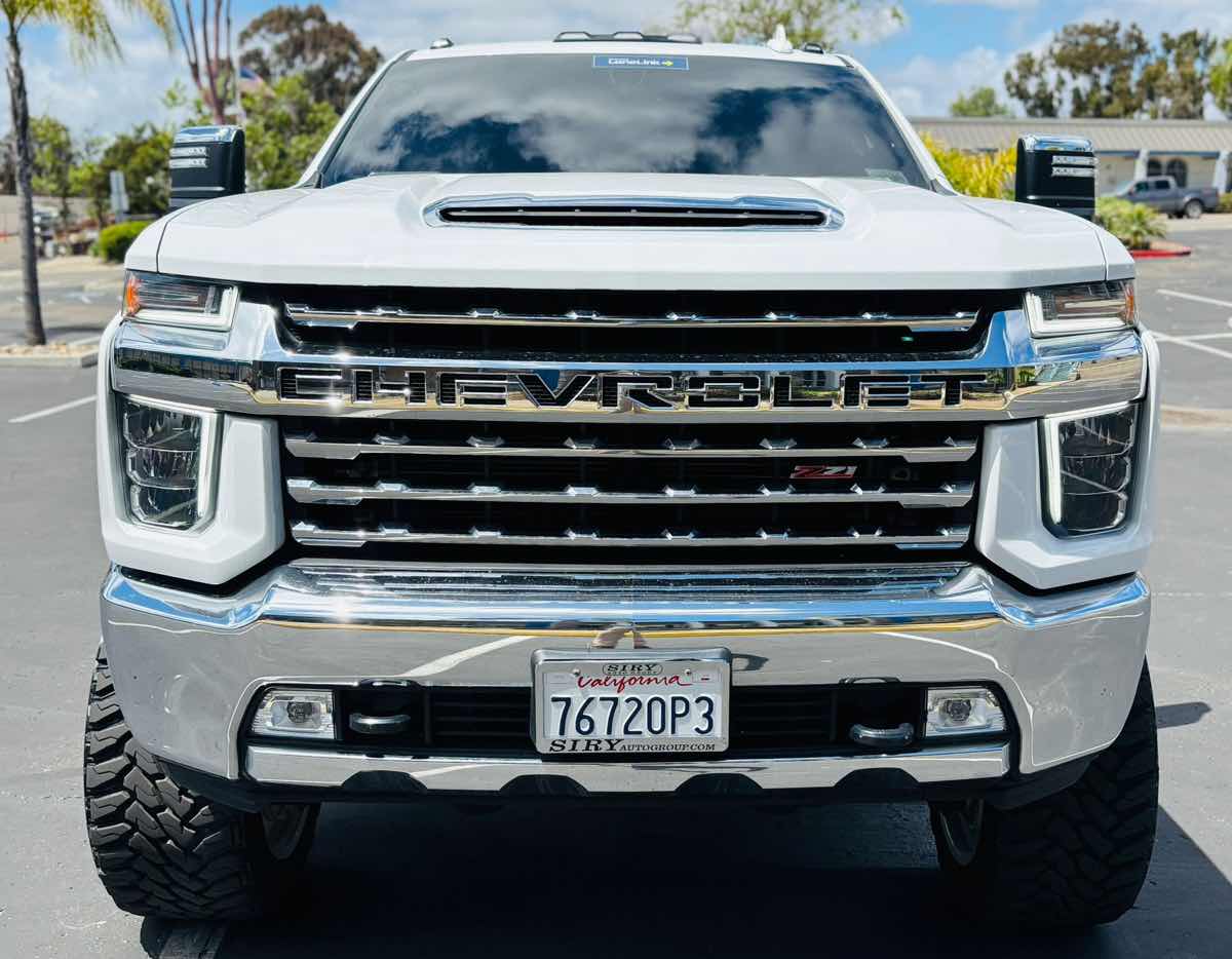 2021 Chevrolet Silverado 2500HD LTZ - Photo 4