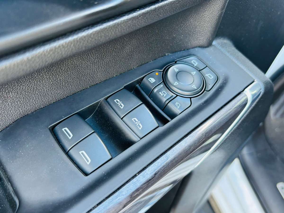 2021 Chevrolet Silverado 2500HD LTZ - Photo 20