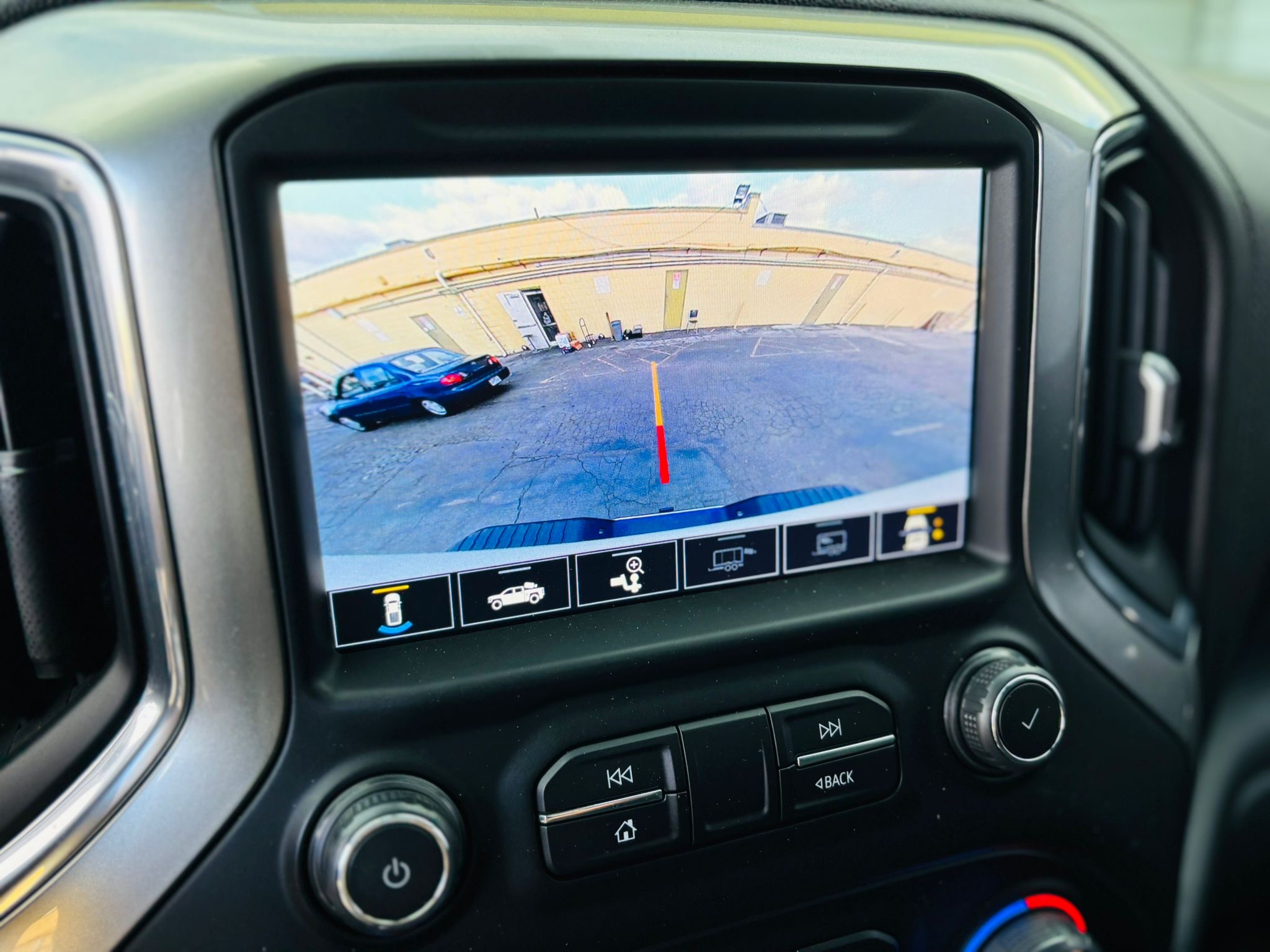 2021 Chevrolet Silverado 2500HD LTZ - Photo 25