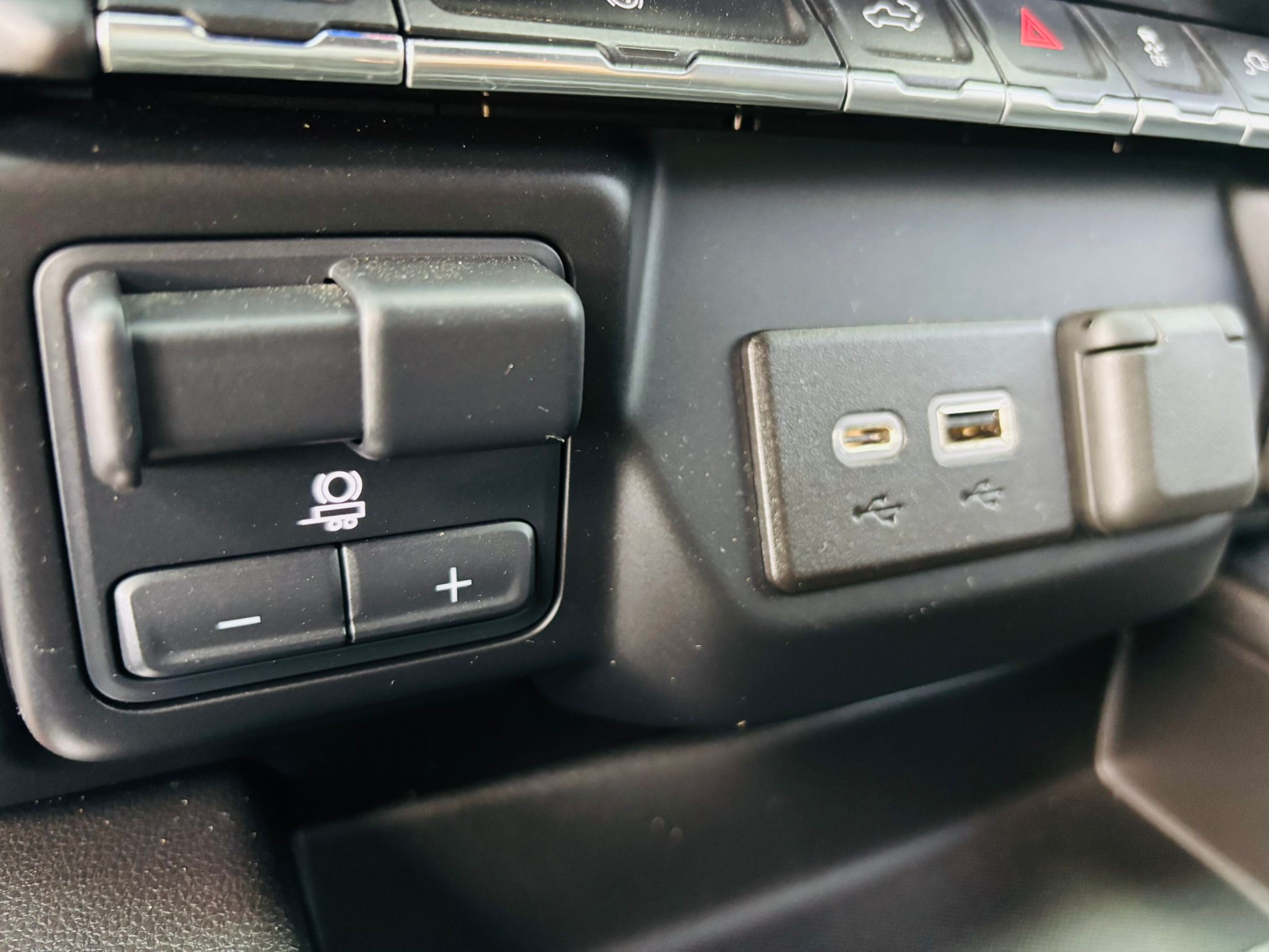 2021 Chevrolet Silverado 2500HD LTZ - Photo 26