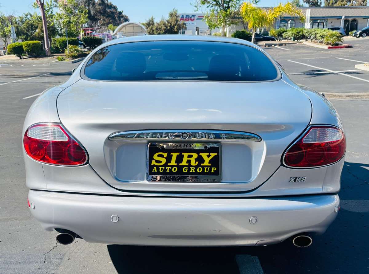 2001 Jaguar XK Series XK8 Coupe - Photo 8