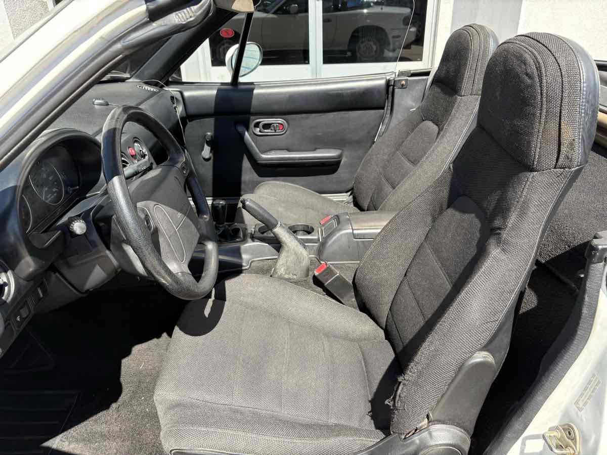 1993 Mazda MX-5 Miata - Photo 8