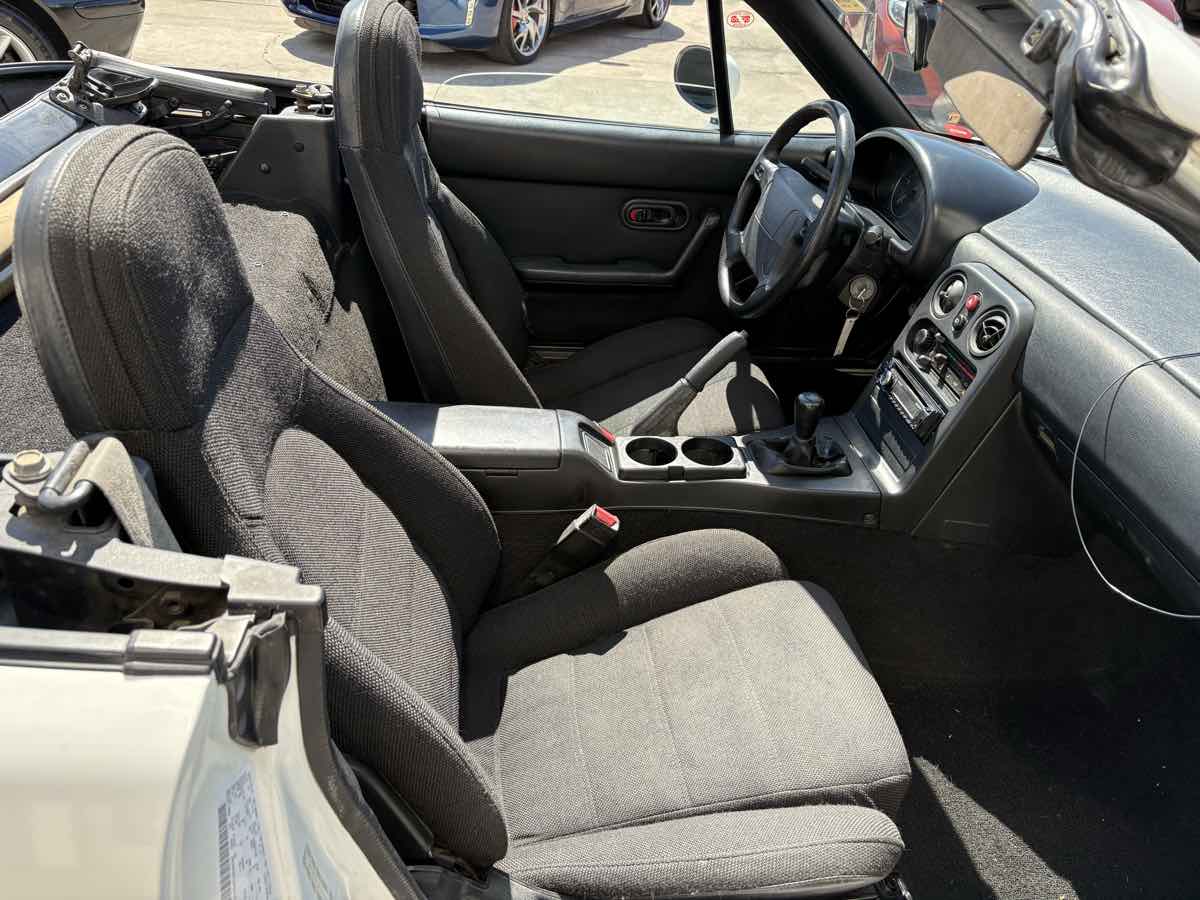 1993 Mazda MX-5 Miata - Photo 9