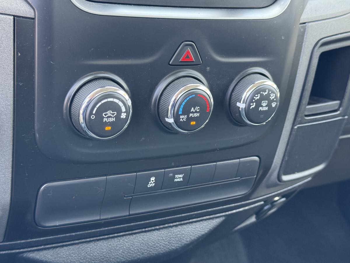 2018 RAM Ram 1500 Pickup Tradesman - Photo 22