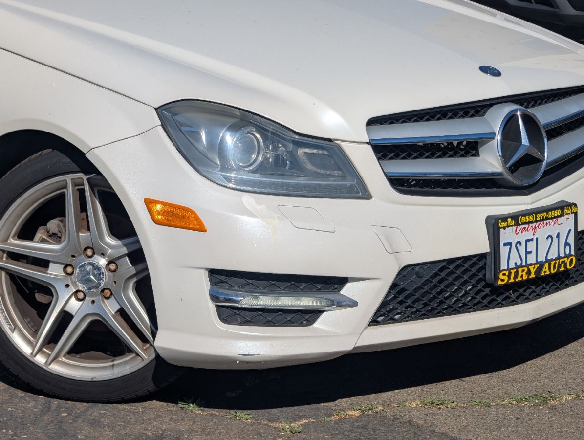 2012 Mercedes-Benz C-Class C250 Sport - Photo 3