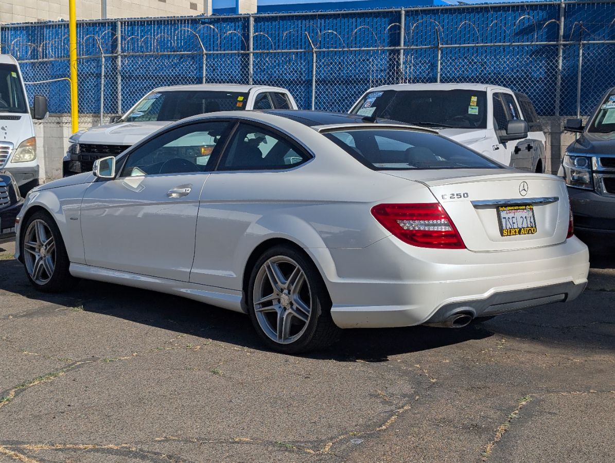 2012 Mercedes-Benz C-Class C250 Sport - Photo 9