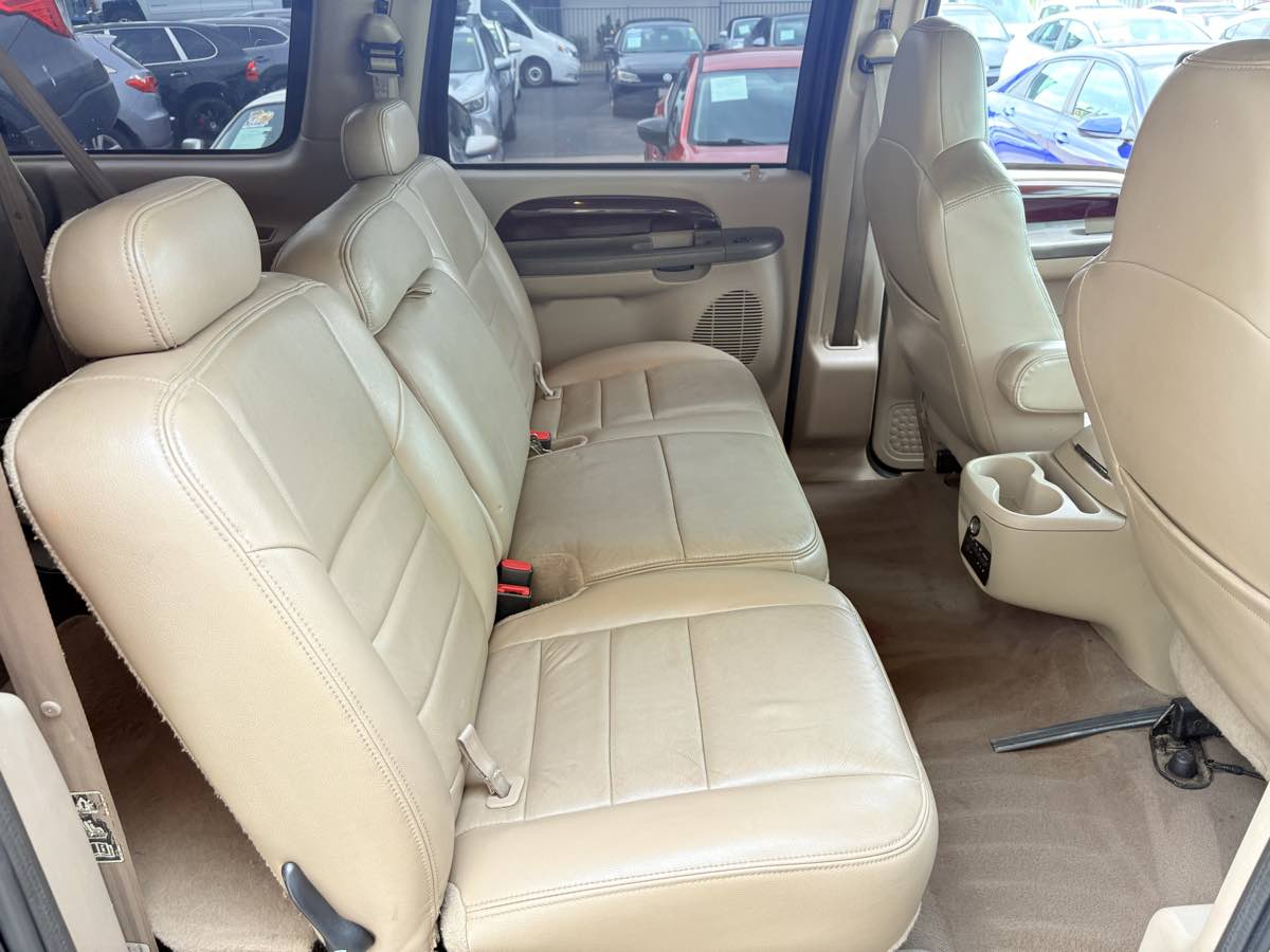 2003 Ford Excursion Limited - Photo 11