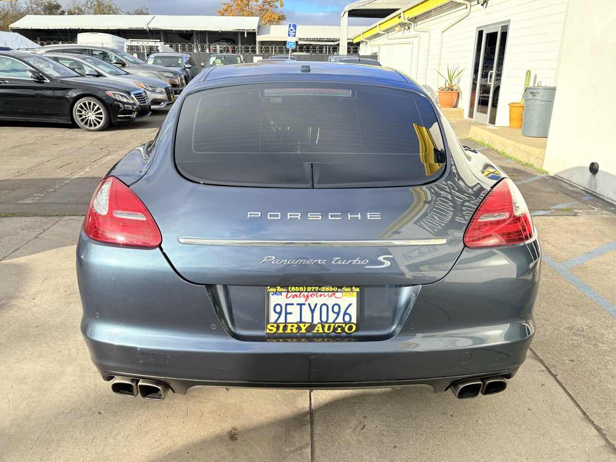 2010 Porsche Panamera Turbo - Photo 5