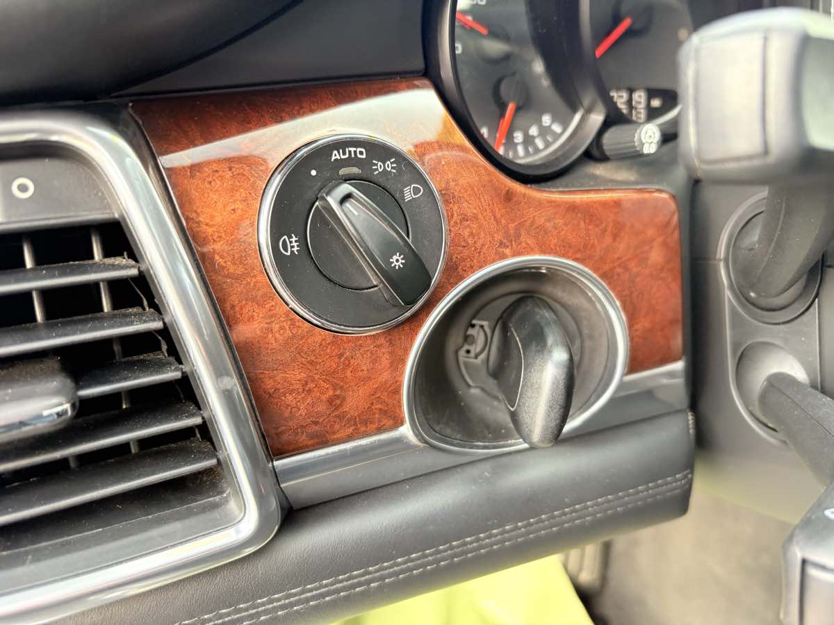 2010 Porsche Panamera Turbo - Photo 9