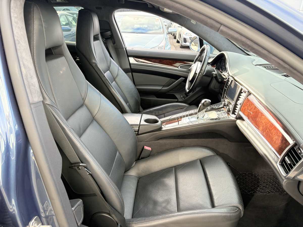 2010 Porsche Panamera Turbo - Photo 15