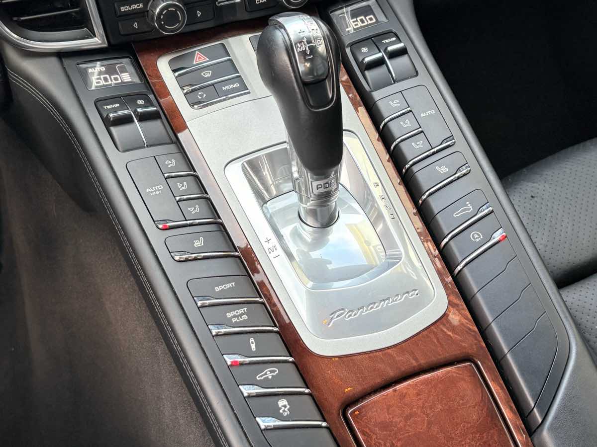 2010 Porsche Panamera Turbo - Photo 18