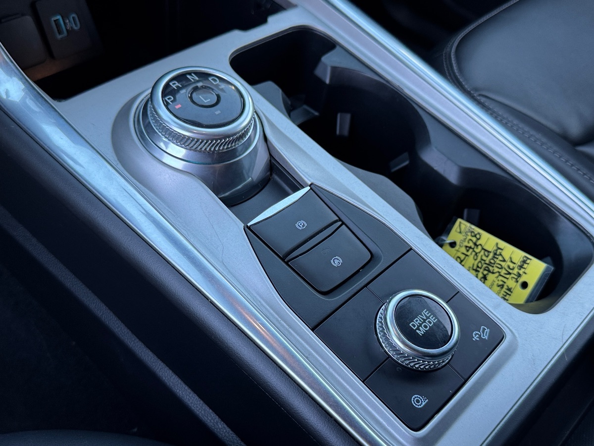 2023 Ford Explorer XLT - Photo 29